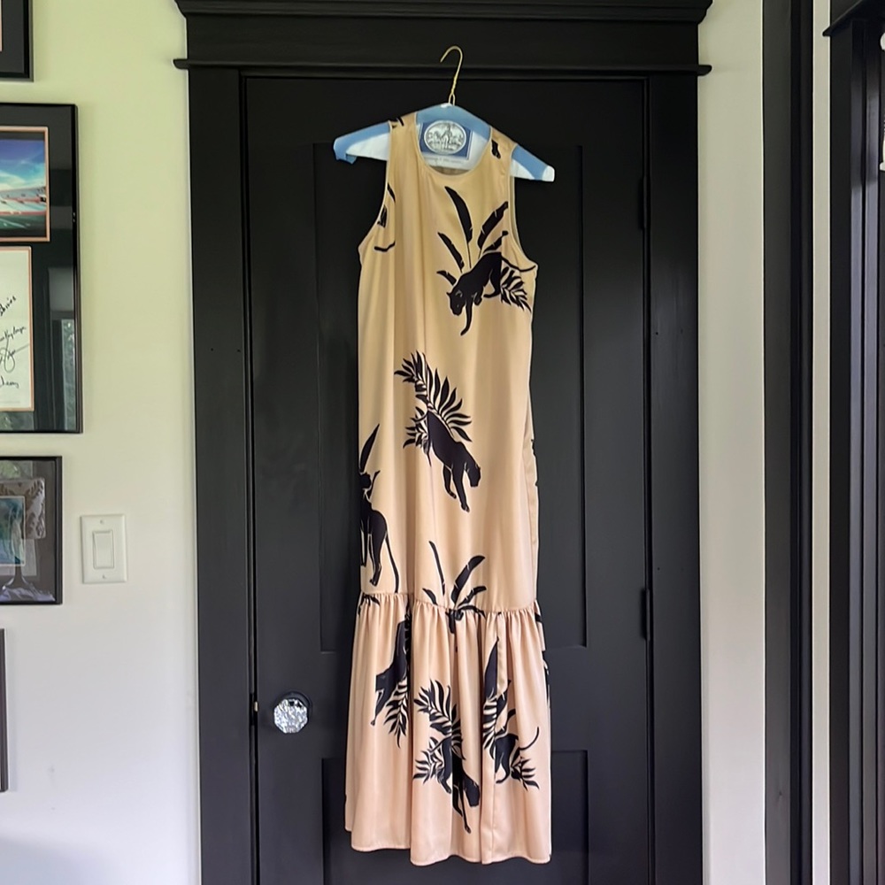 Size small long sleeveless animal print silk dress with belt by Ann Taylor